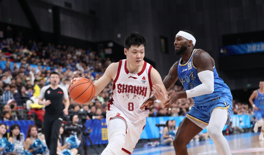 kaiyun-CBA疯狂一夜!继伟完美首秀,张宁霸气复仇,同曦刮到了超级大奖