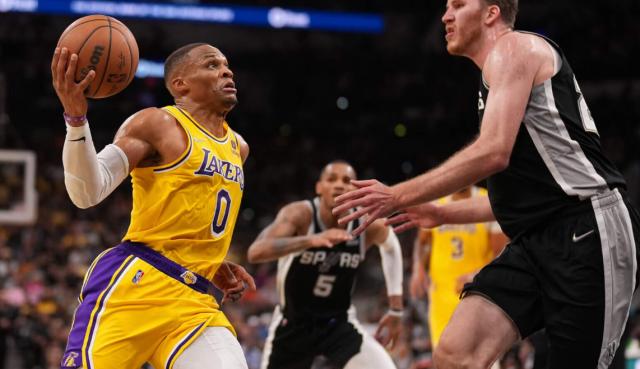 开云体育app官网-牺牲与无私 康利助推爵士能给韦少带来什么启发?